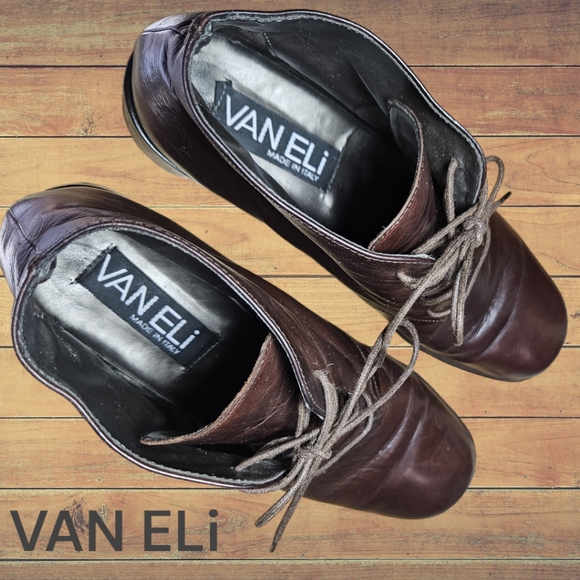 VAN ELi Made in Italy Lace Up Leather Dress Ankle Boot - Picture 6 of 10